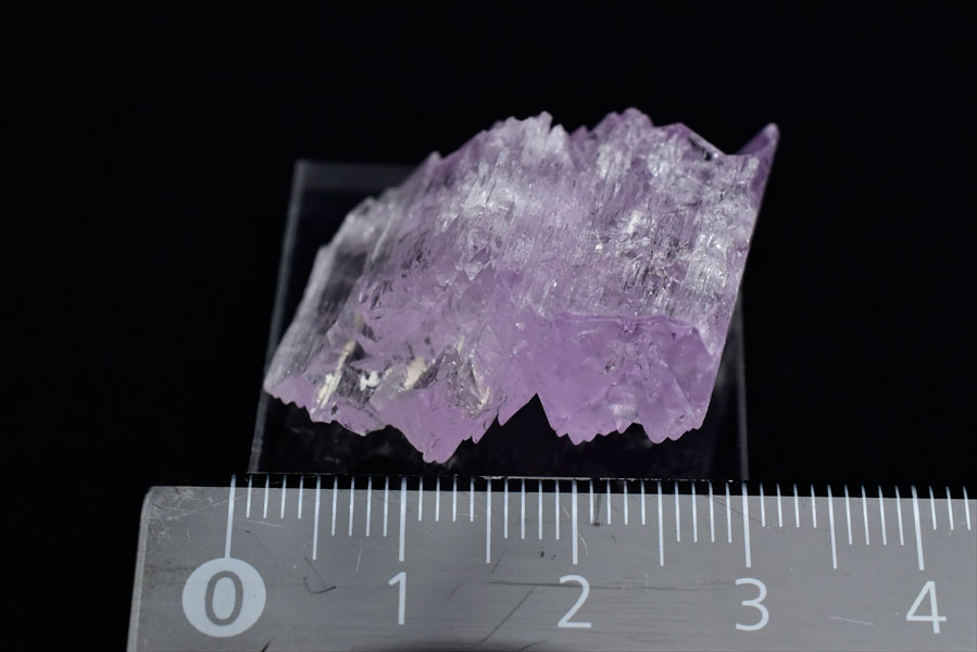 楽天市場】クンツァイト リチア輝石 結晶 原石最高級【約11.4g